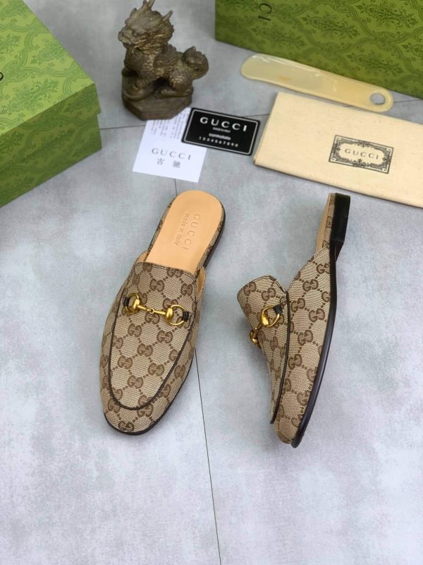 Gucci Beige and Ebony Canvas Princetown Slipper