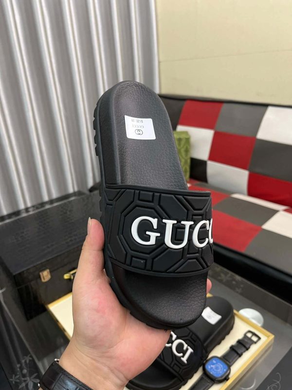 Gucci Black Men's Slides Sandal with GUCCI Logo