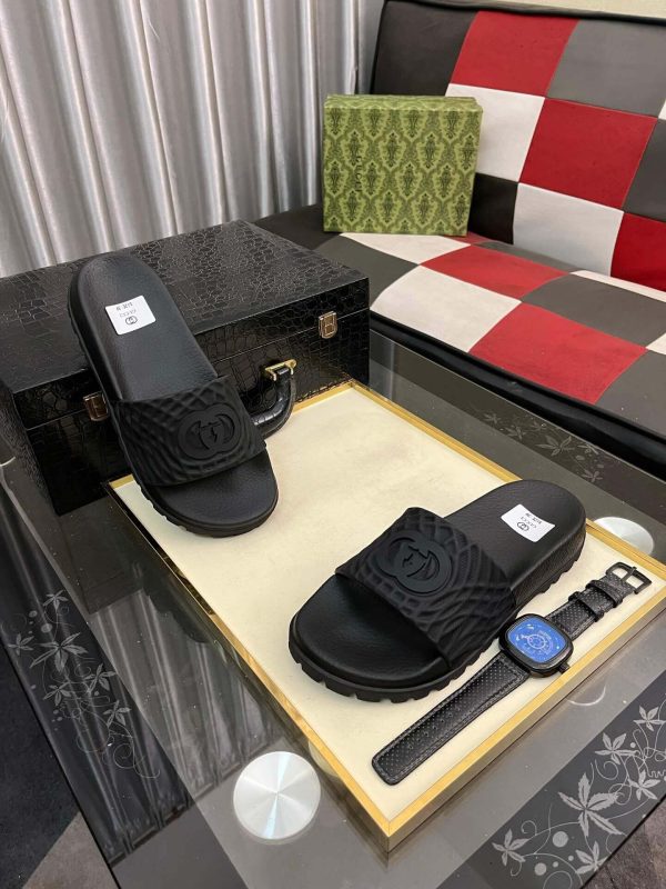 Gucci Black Men's Slides Sandal with Interlocking G