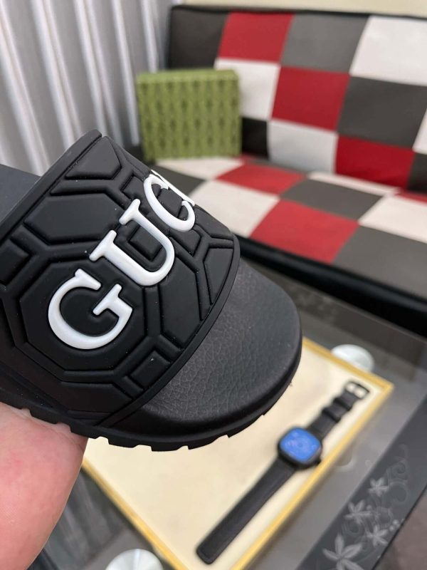 Gucci Black Men's Slides Sandal with GUCCI Logo