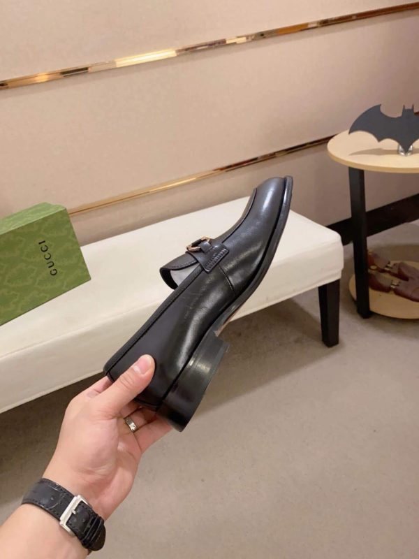 Gucci Men's Black Loafers with Horsebit