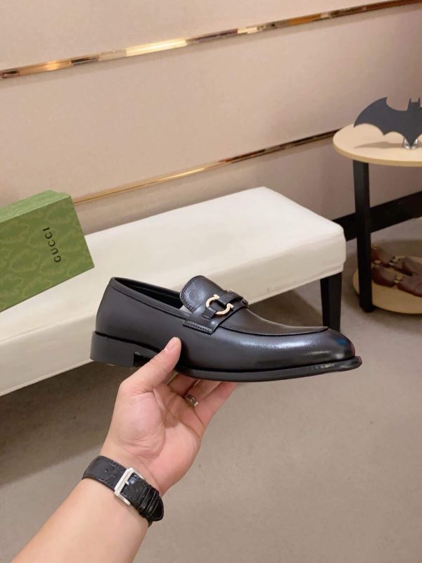 Gucci Men's Black Loafers with Horsebit