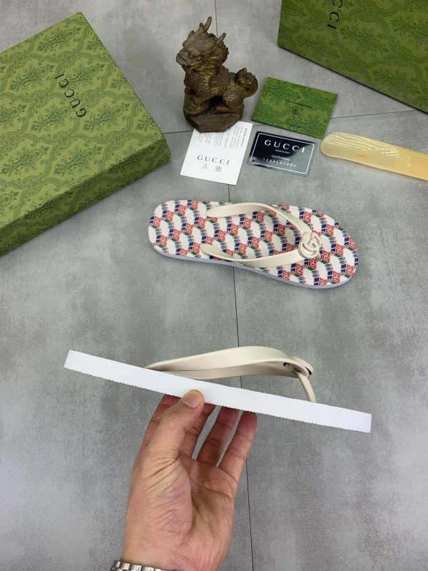 Gucci GG Jacquard White Thong Sandals with Double G