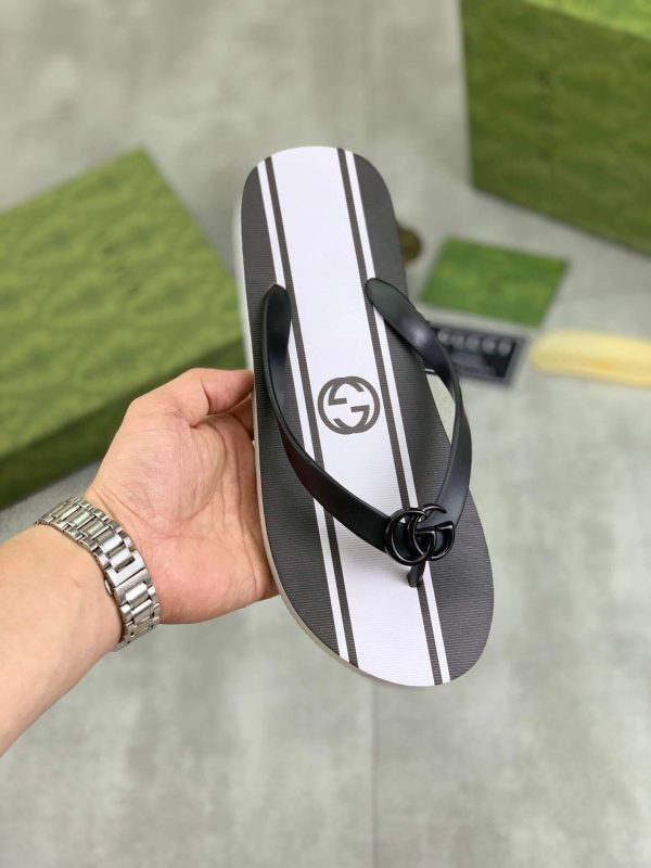 Gucci Black and White Thong Sandals with Double G