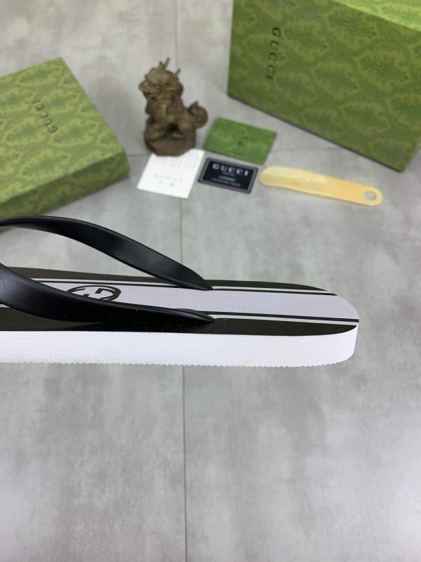 Gucci Black and White Thong Sandals with Double G