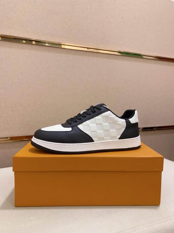 LOUIS VUITTON Rivoli Sneaker in Black and White