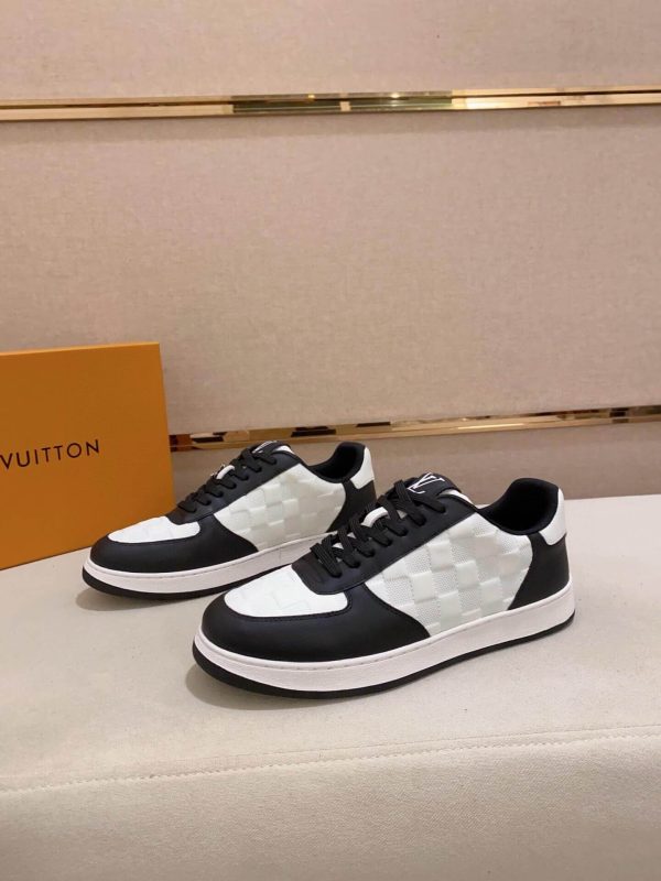 LOUIS VUITTON Rivoli Sneaker in Black and White