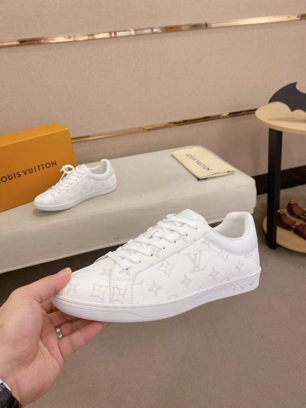 LOUIS VUITTON Luxembourg Sneaker in White Monogram Canvas