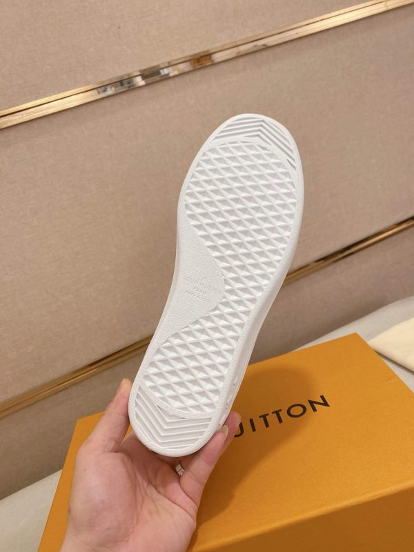 LOUIS VUITTON Luxembourg Sneaker in White Monogram Canvas