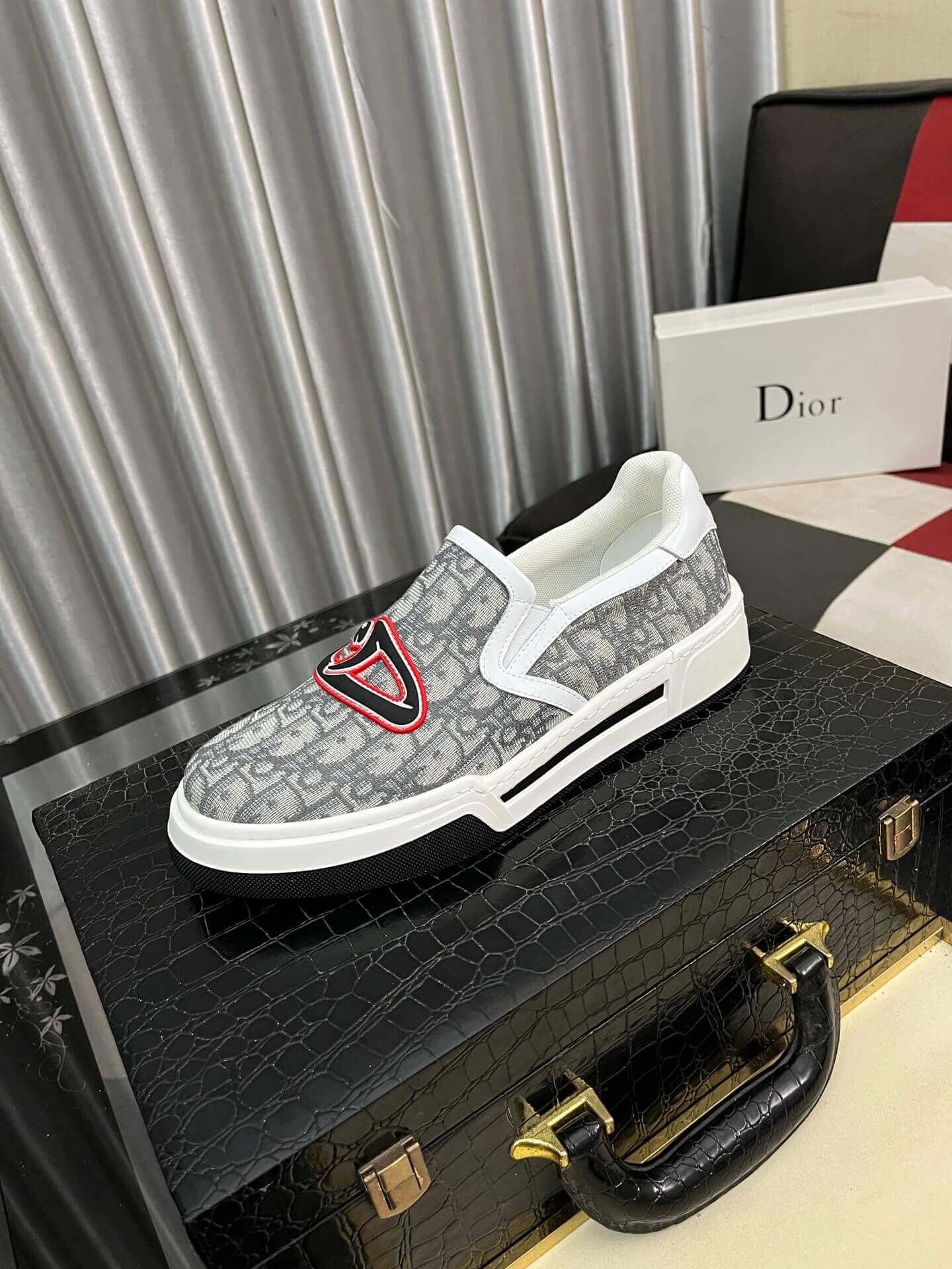 Dior Oblique Jacquard Slip-On Sneaker with Serpent print 7 Dior Oblique Jacquard Slip-On Sneaker with Serpent print - Image 7