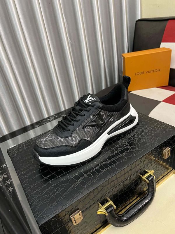 Louis Vuitton Men's Trainer in Black Leather and Monogram Mesh