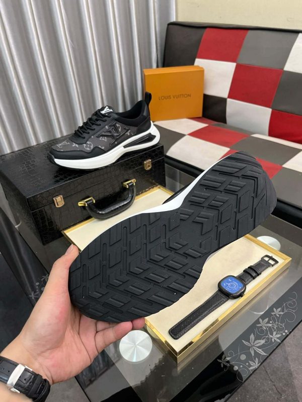 Louis Vuitton Men's Trainer in Black Leather and Monogram Mesh