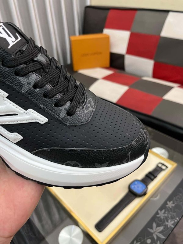 Louis Vuitton Men's Trainer in Black