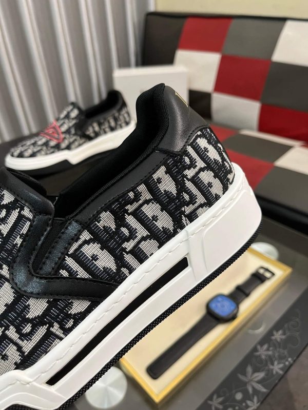 Dior Oblique Jacquard Slip-On Sneaker with Serpent print