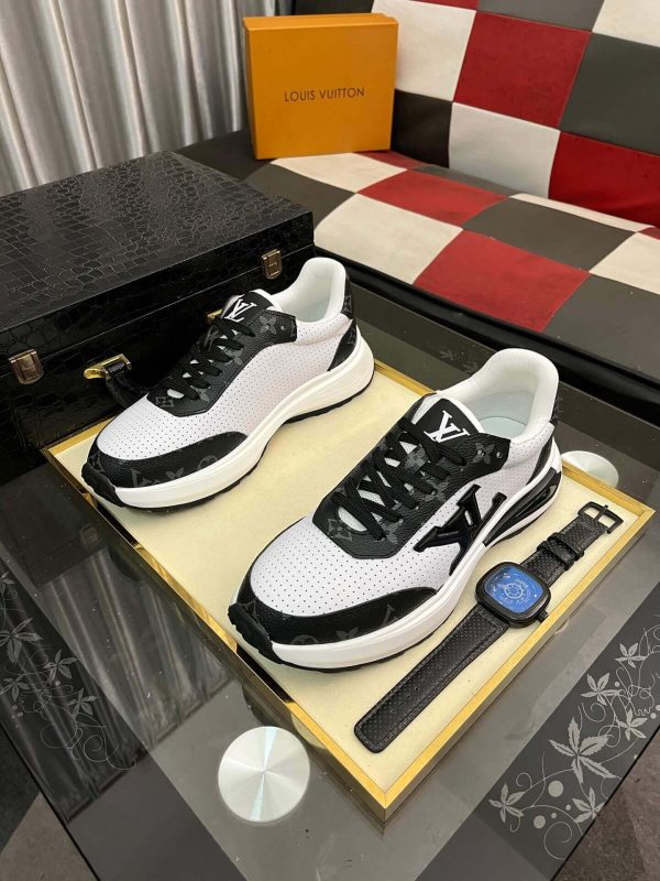 LouisVuittonMen_sSneakers_8_e7e00437-826f-411d-a9e6-bdc7d3450d4f Louis Vuitton Men's Trainer in White