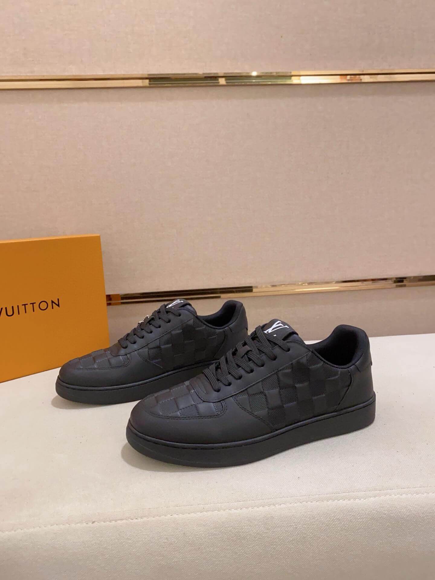 LOUIS VUITTON Rivoli Sneaker in Black 8 LOUIS VUITTON Rivoli Sneaker in Black - Image 8