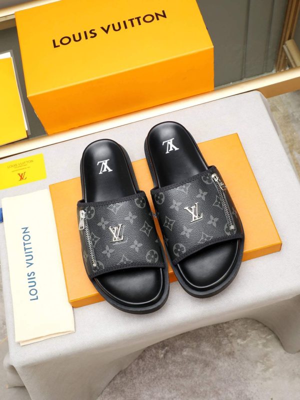 LouisVuittonSlippers_6_a46f97f0-7013-4309-adc1-81f76edd5068 Louis Vuitton Men's Black Monogram Canvas Slides