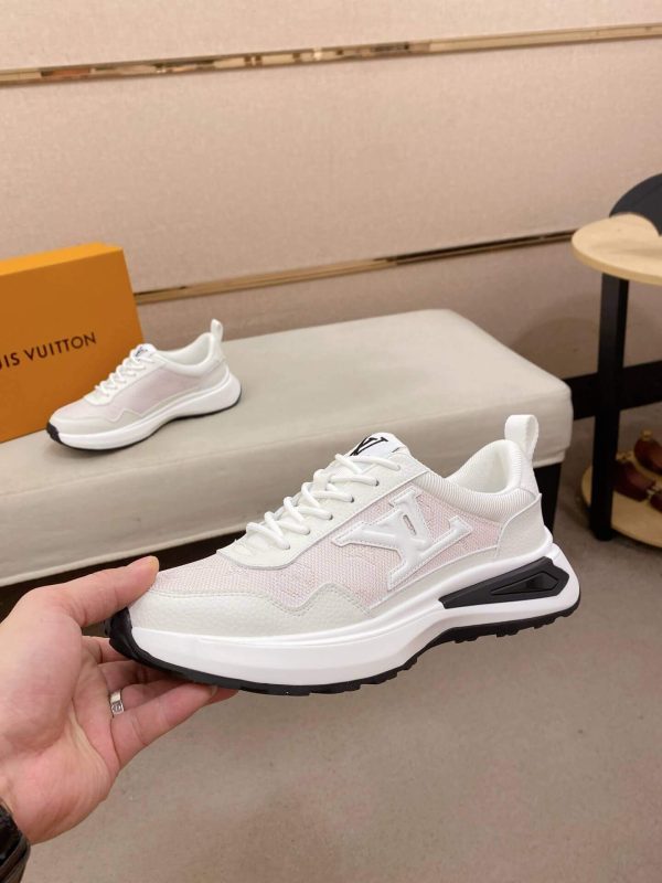 LouisVuittonSneakers_3 LV Runner Sneaker in OffWhite