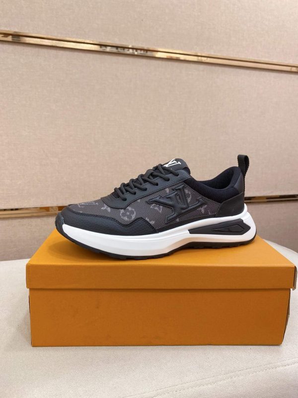 LouisVuittonSneakers_5_d0441c4c-b2b2-4589-909a-e6459e57110f LV Runner Sneaker in Black Leather and Brown Mesh