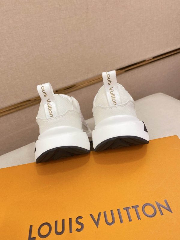 LouisVuittonSneakers_7 LV Runner Sneaker in OffWhite