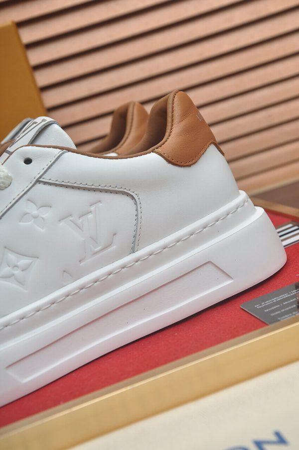 LouisVuittonslippers_2_b1279cef-e9f9-4634-9111-f202789e19a1 LOUIS VUITTON White Beverly Hills Sneaker