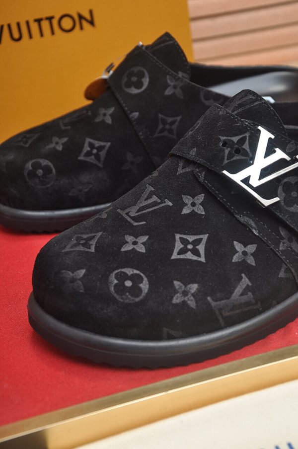 Louis Vuitton LV Ille Slide in black
