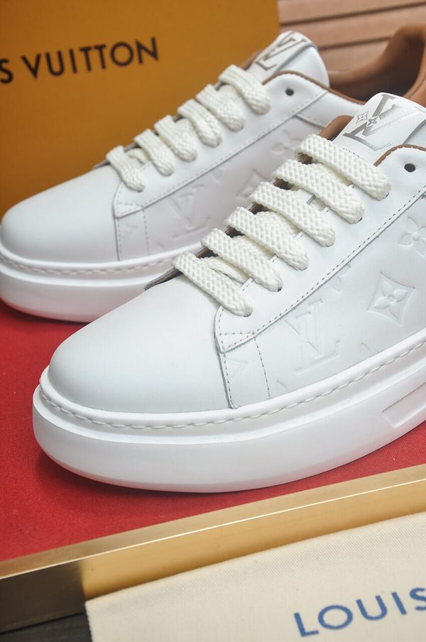 LouisVuittonslippers_3_fd86bb0b-2b92-4b67-8677-7593df83bbc1 LOUIS VUITTON White Beverly Hills Sneaker