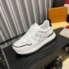 LouisVuittonsneakers_4_0cd3ef8c-3b66-4790-a5c7-75f5c99b602e LV Run Away Trainers in White Monogram Canvas