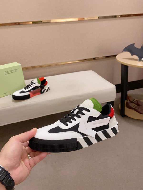 Off-White Floating Arrow Low Vulcan Leather Sneaker in White and Black