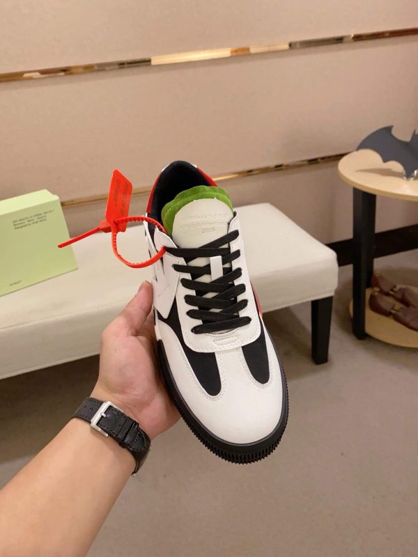 Off-White Floating Arrow Low Vulcan Leather Sneaker in White and Black