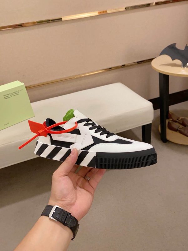 Off-White Floating Arrow Low Vulcan Leather Sneaker in White and Black
