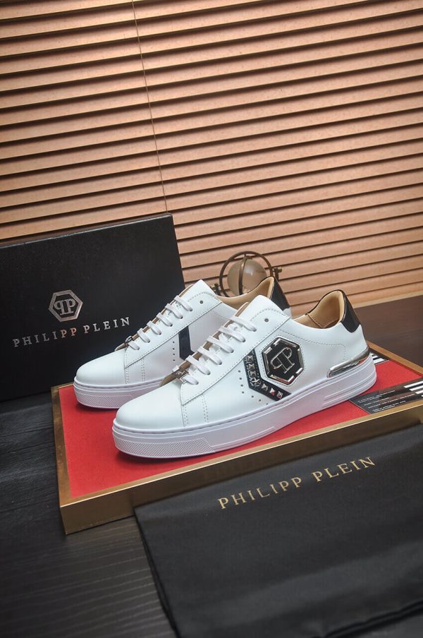 Philipp Plein White Lo-Top Leather Arrow Force Sneakers with Black Detail