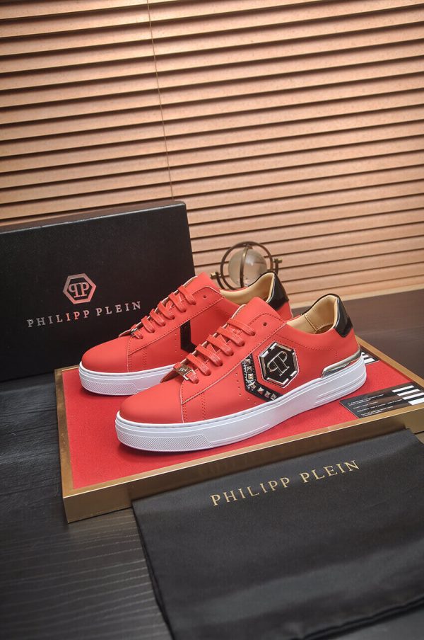 Philipp Plein Red Lo-Top Leather Arrow Force Sneakers with Black Detail