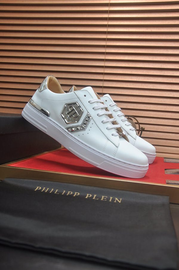 Philipp Plein Lo-Top Leather Arrow Force Sneakers in White