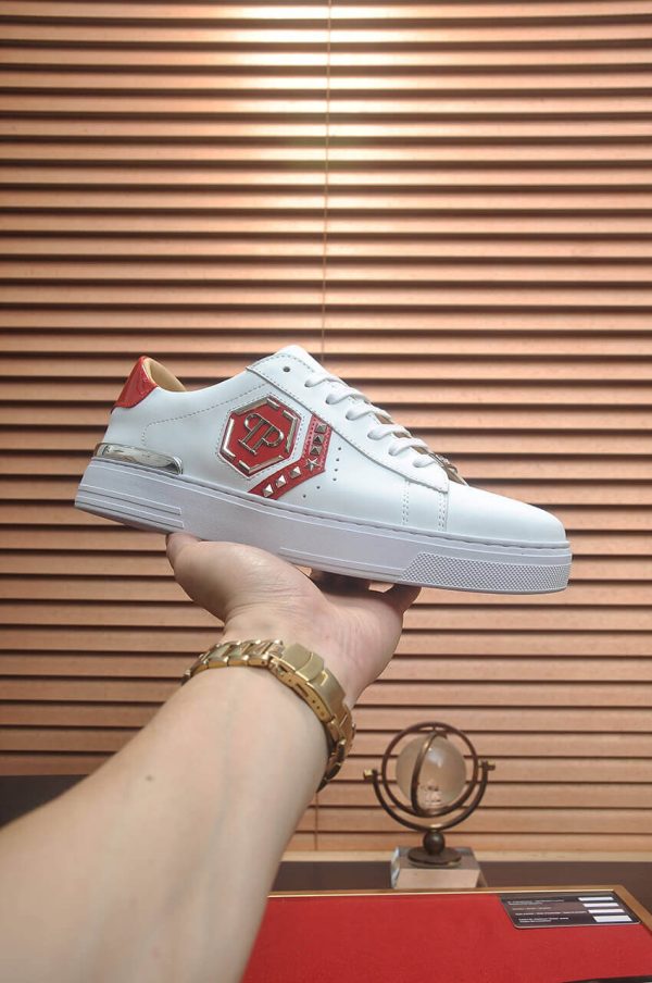 Philipp Plein White Lo-Top Leather Arrow Force Sneakers with Red Details