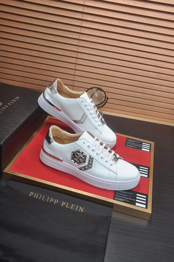 PHILIPPPLEINLo-TopLeatherArrowForceSneakers_8_475259c7-6ee8-48d0-bfed-6c19ec19c21d Philipp Plein Lo-Top Leather Arrow Force Sneakers in White