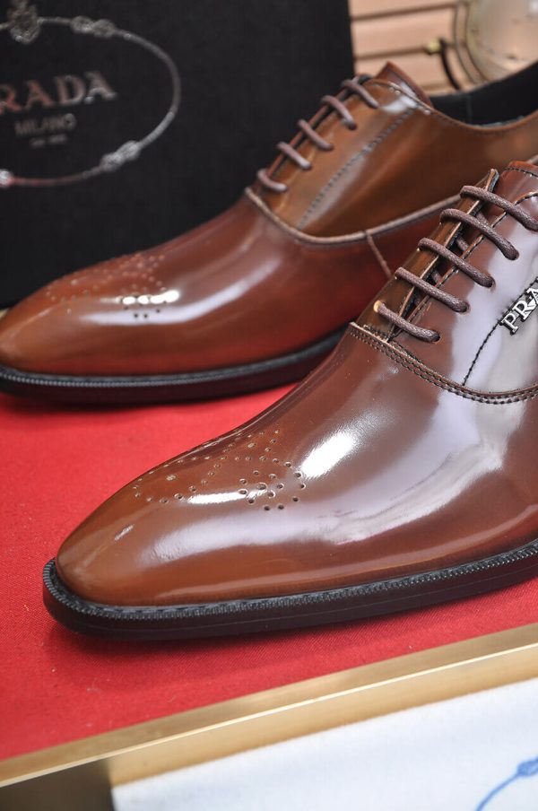 Pradaformalshoes_3_3e538835-8431-467e-9b22-21a3bcb3f89f Prada Brown Patent Leather Oxford Shoes