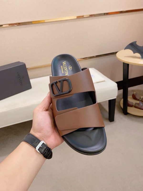 Valentino Garavani VLogo Sandals in Brown Leather