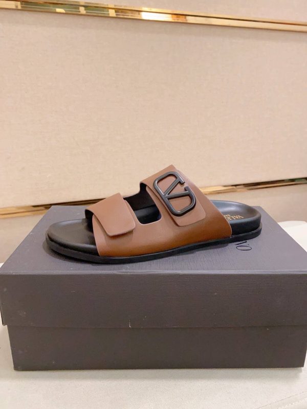 Valentino Garavani VLogo Sandals in Brown Leather