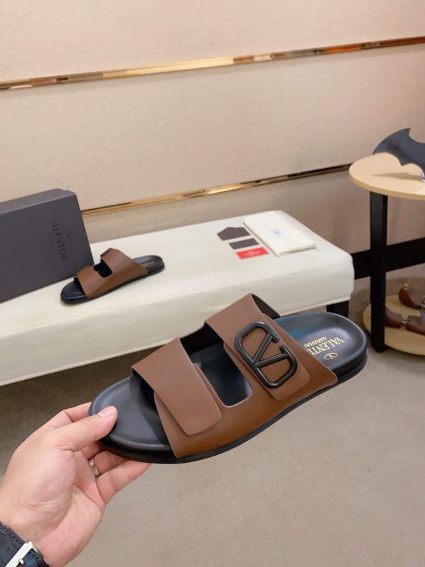 Valentino Garavani VLogo Sandals in Brown Leather