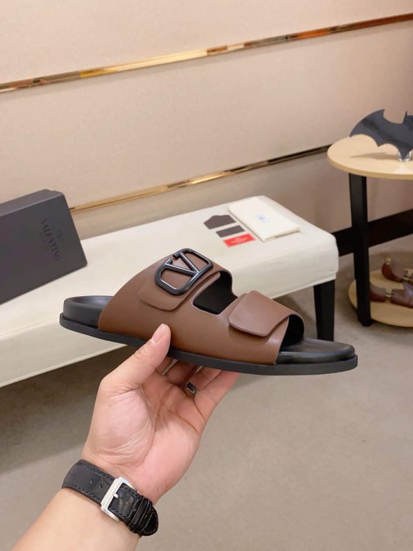 Valentino Garavani VLogo Sandals in Brown Leather