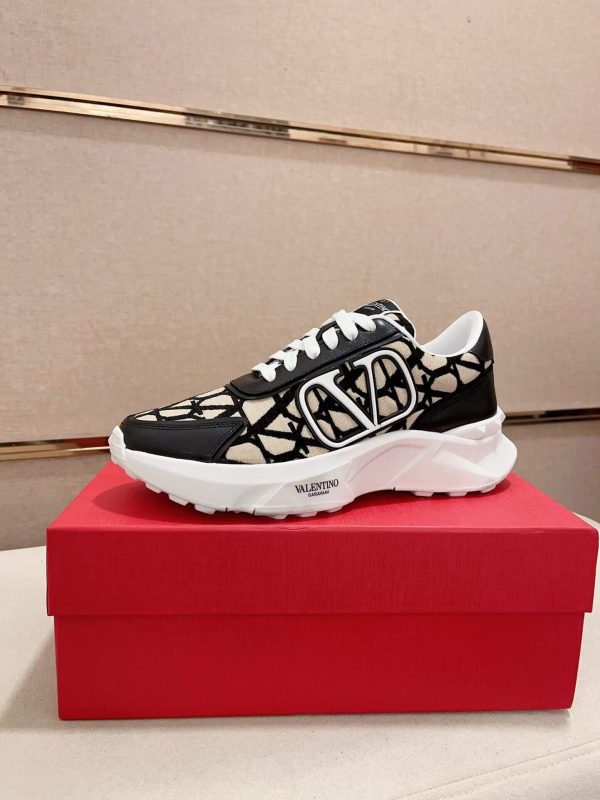 Valentino Garavani True Act Low-Top Trainer in Nappa Leather And Toile Iconographe Fabric