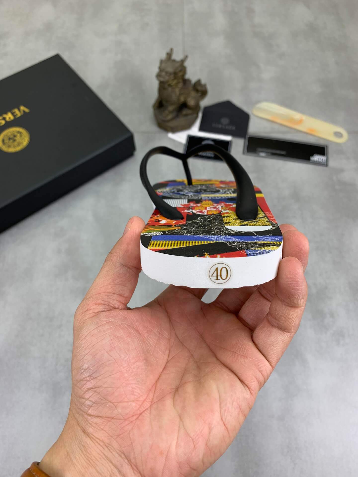 Versace Medussa Rubber Flip-Flops 6 Versace Medussa Rubber Flip-Flops - Image 6