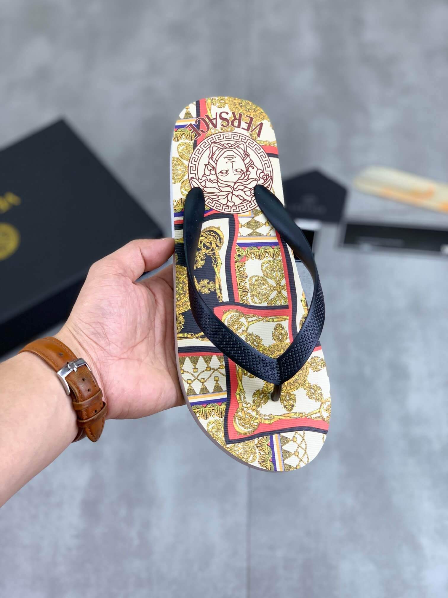 Versace Medusa Baroque Print Flip-Flops 2 Versace Medusa Baroque Print Flip-Flops - Image 2