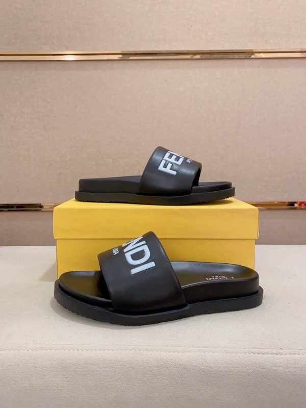 Fendi Roma Slides Black