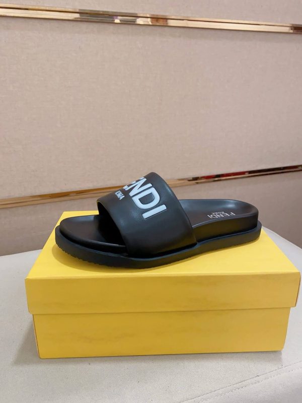 Fendi Roma Slides Black