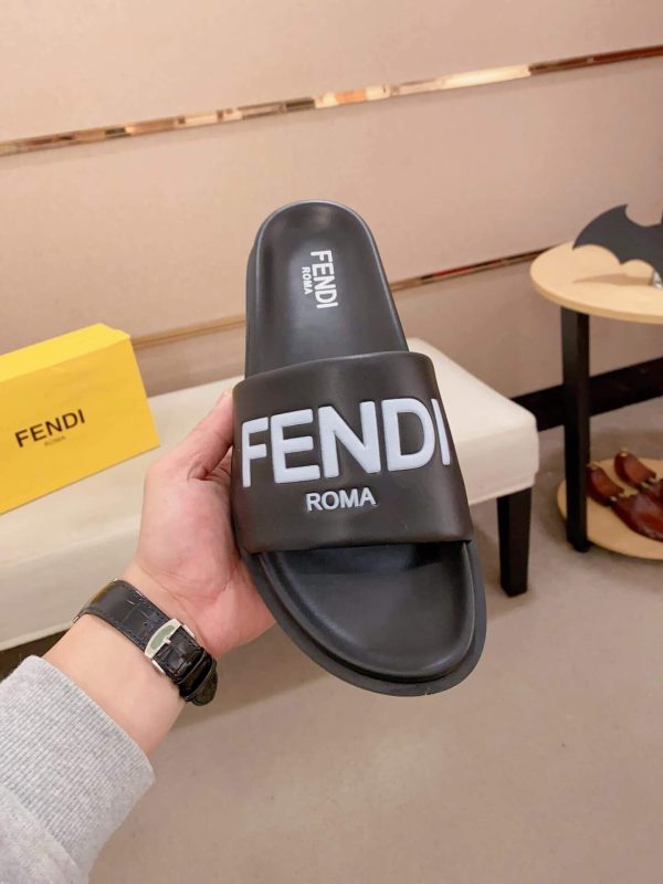 Fendi Roma Slides Black