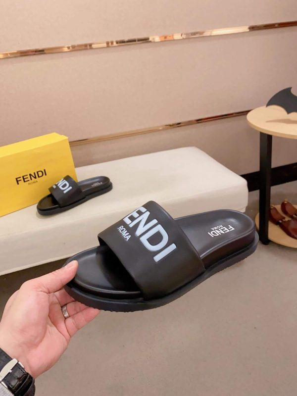 Fendi Roma Slides Black