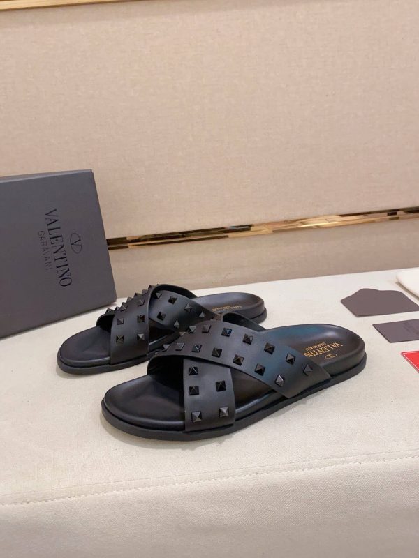Valentino Garavani Rockstud Sandal in Black Leather