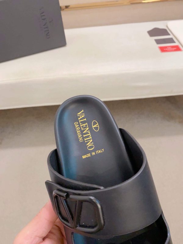 Valentino Garavani VLogo Sandals in Black Leather